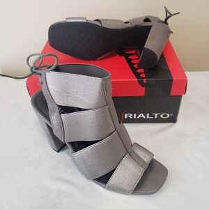 Rialto Women's Silver Strappy Heels